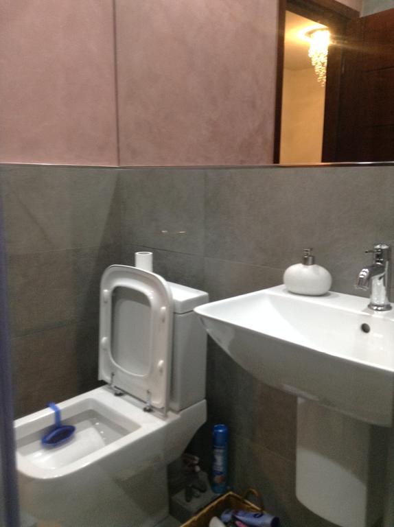 Apartment Sayat-Nova Γιερεβάν Δωμάτιο φωτογραφία